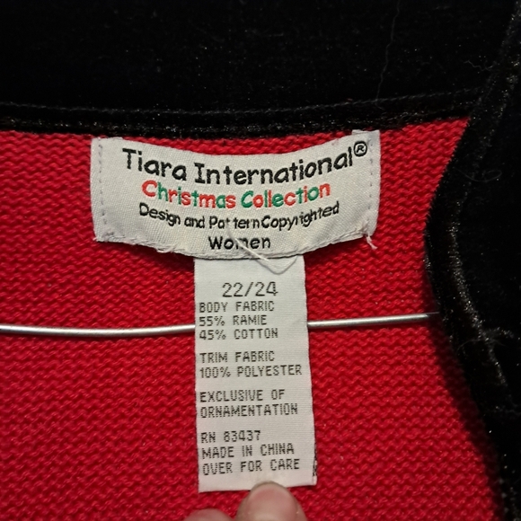 Tiara International Christmas Collec. Red Sweater Poinsettia Mistletoe Size XL - Picture 6 of 8